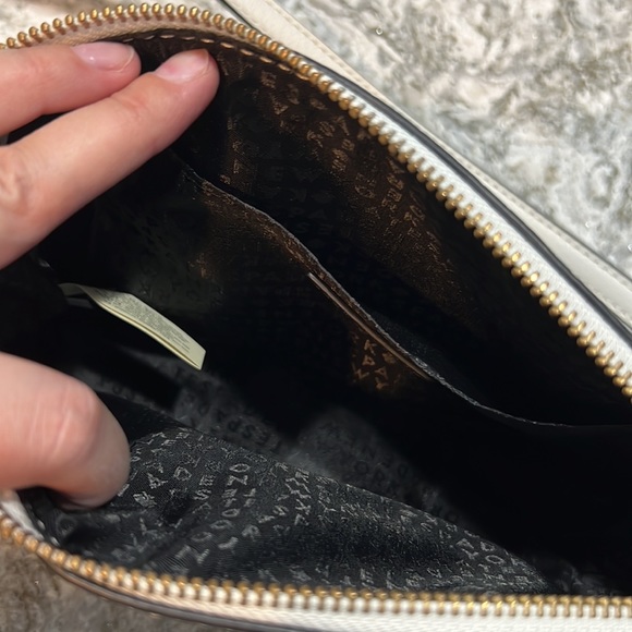 Kate Spade Crossbody - Picture 6 of 10